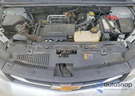 2018 Chevrolet Trax 1Lt z USA, uszkodzony, nr VIN KL7CJPSB3JB599626